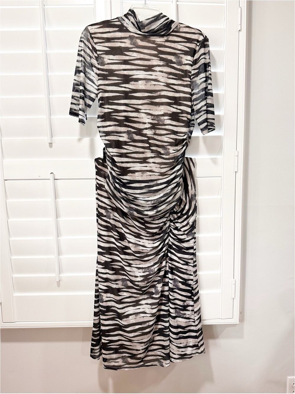 New Cable & Gauge 2 Piece Zebra Mesh Ruched Midi Skirt Top Set M Animal Print